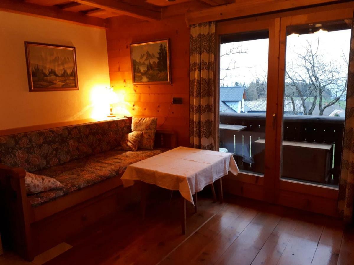 Villa Urlaub Im Blockhaus Diex Esterno foto